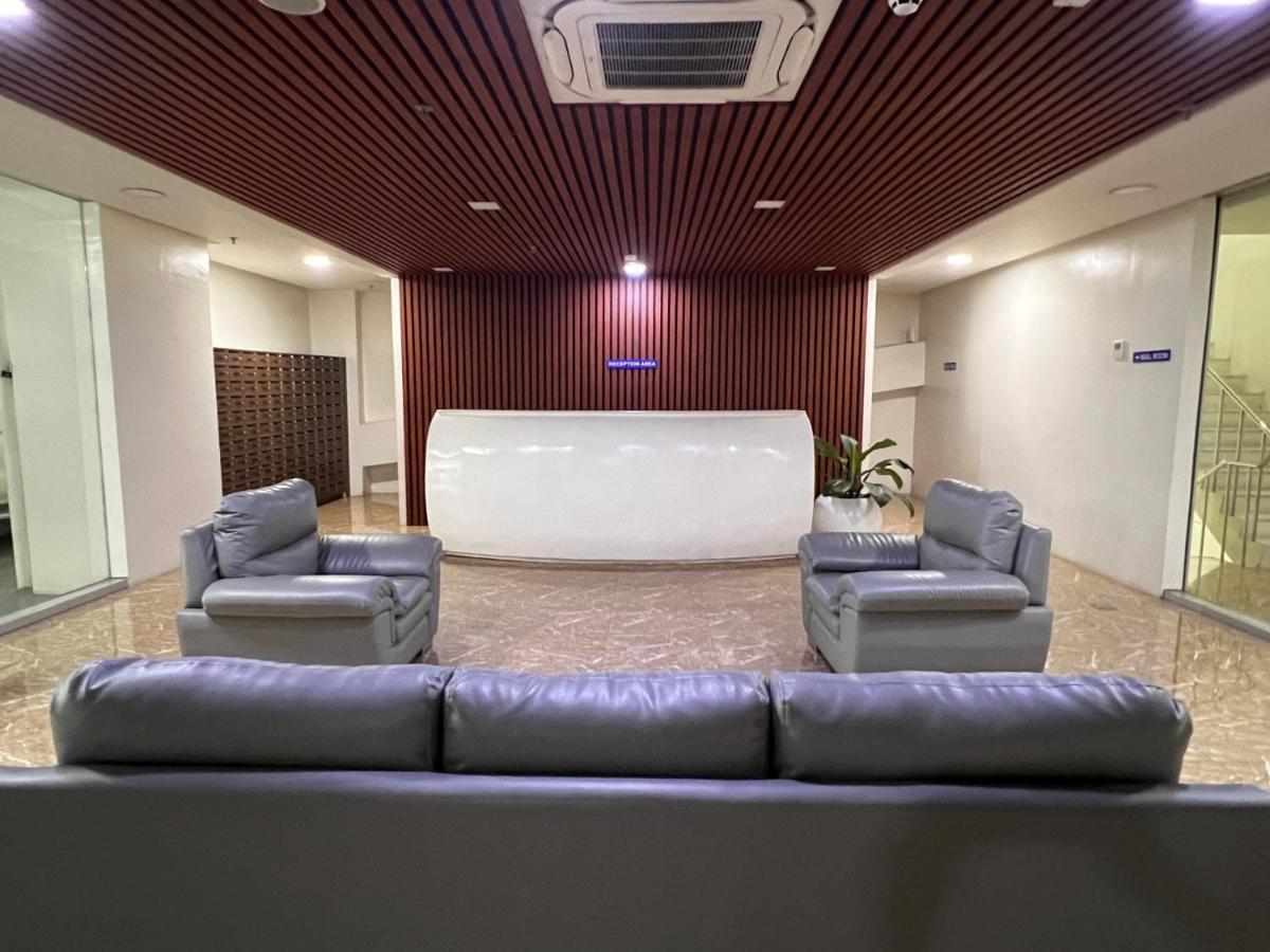 Hola! Condotel @ Inspiria Davao City מראה חיצוני תמונה