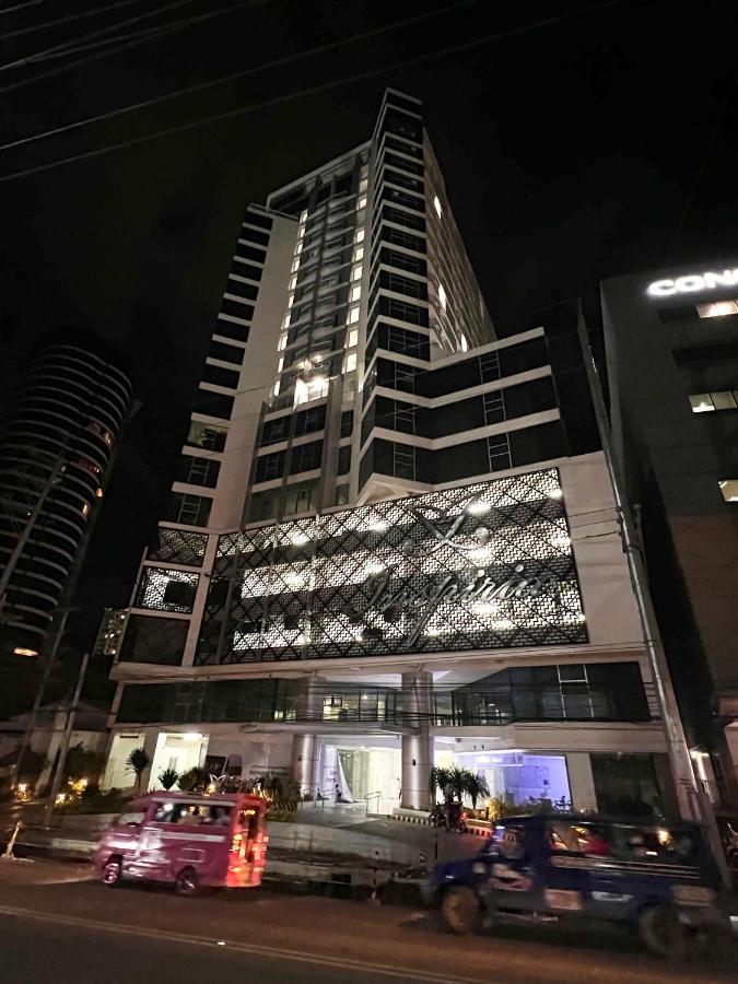 Hola! Condotel @ Inspiria Davao City מראה חיצוני תמונה